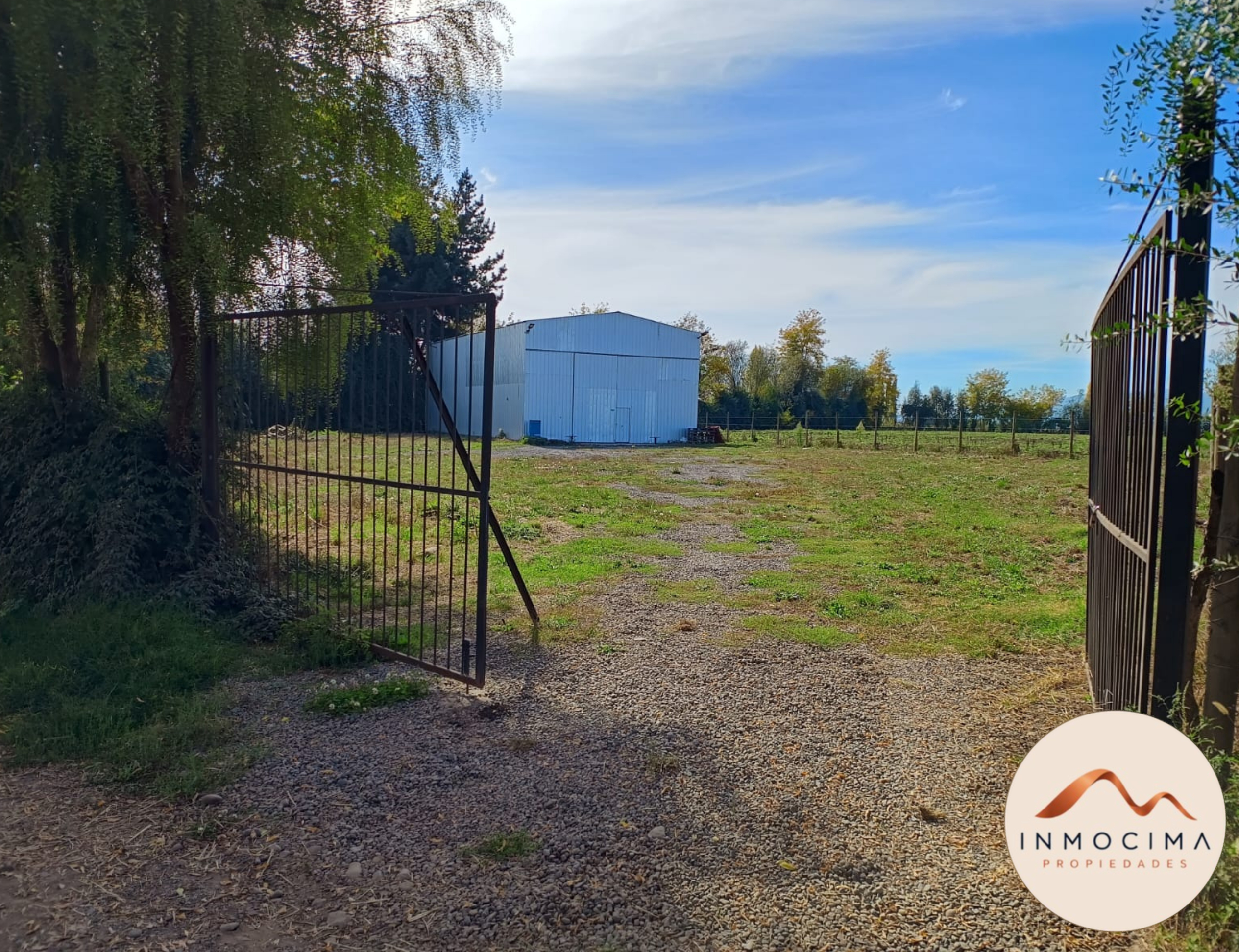 Venta Parcela Longaví con Casa y Campamento Agrícola