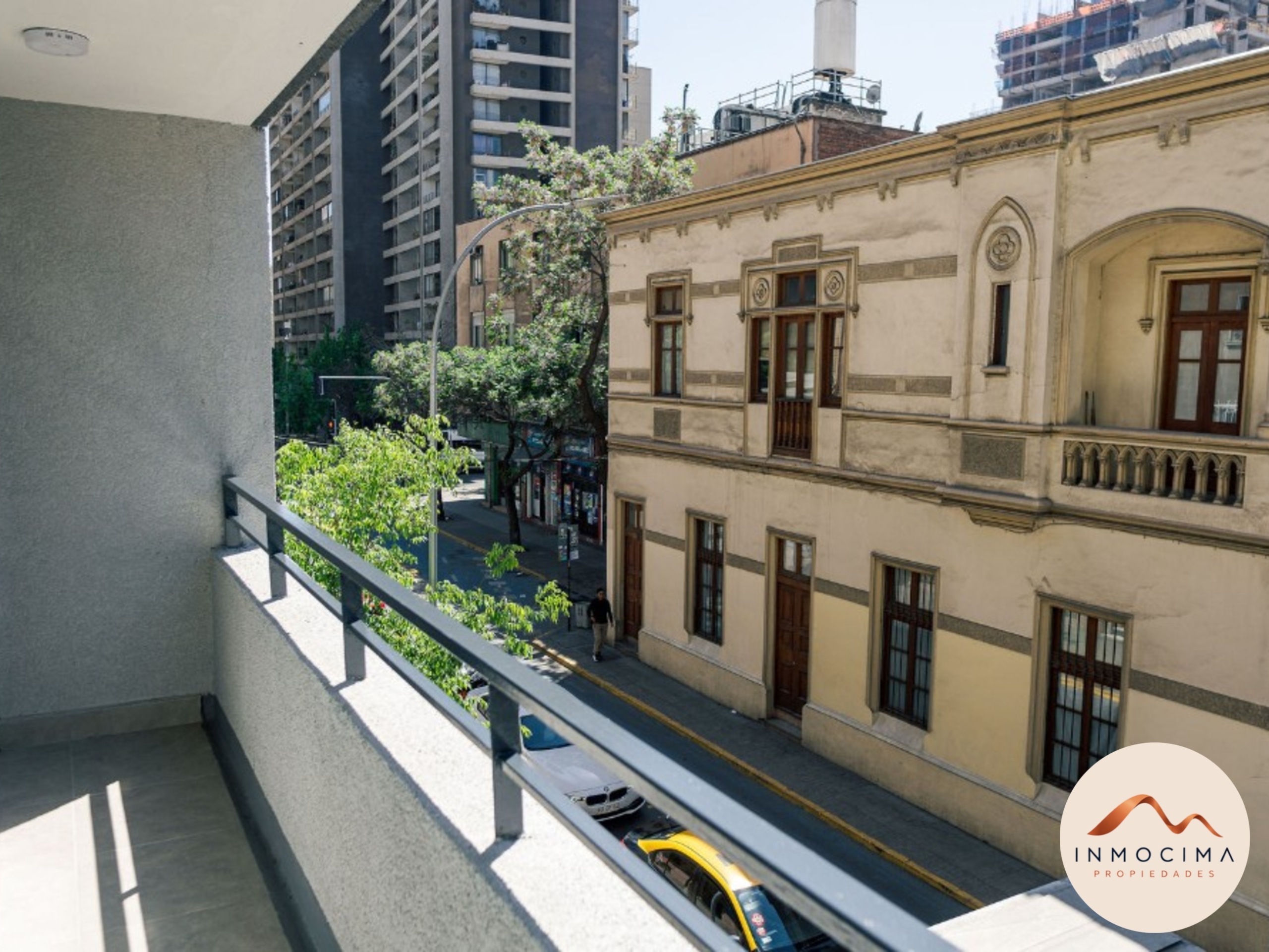 Venta deptos Santiago: Junto a Metro y La Moneda